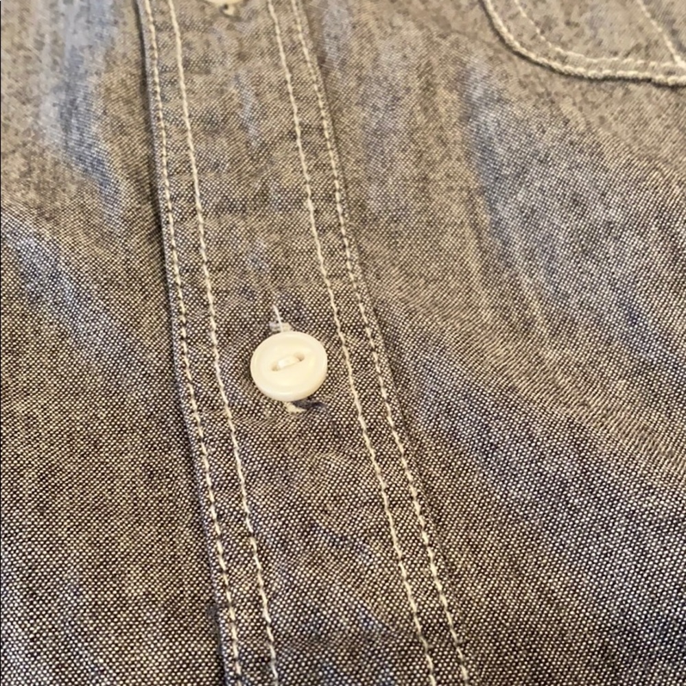 Men’s 44MM button down shirt size Medium